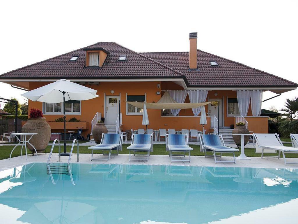 Villa Orange Пескантина Экстерьер фото